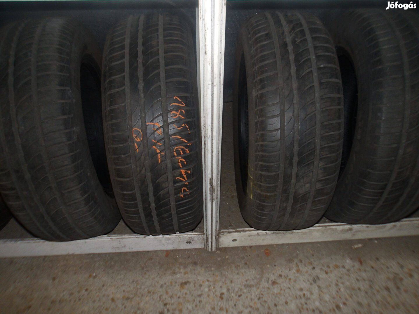 185/60r14 Pirelli nyári gumi ajándék szereléssel
