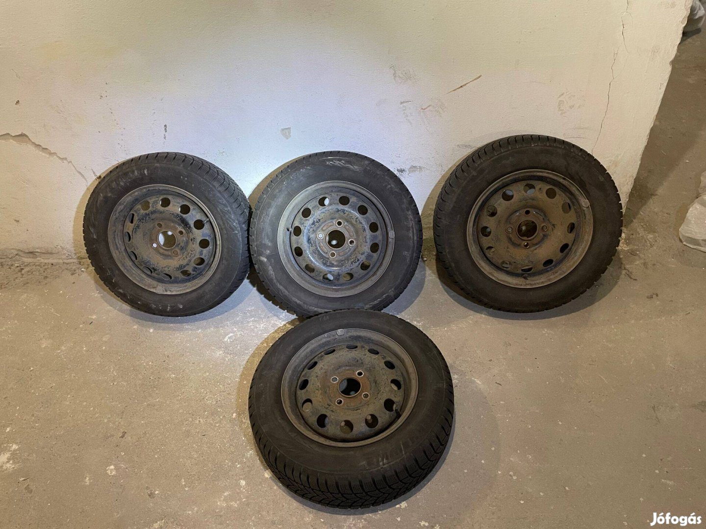 185/65R14 Ford felni, Firestone téli gumi régi