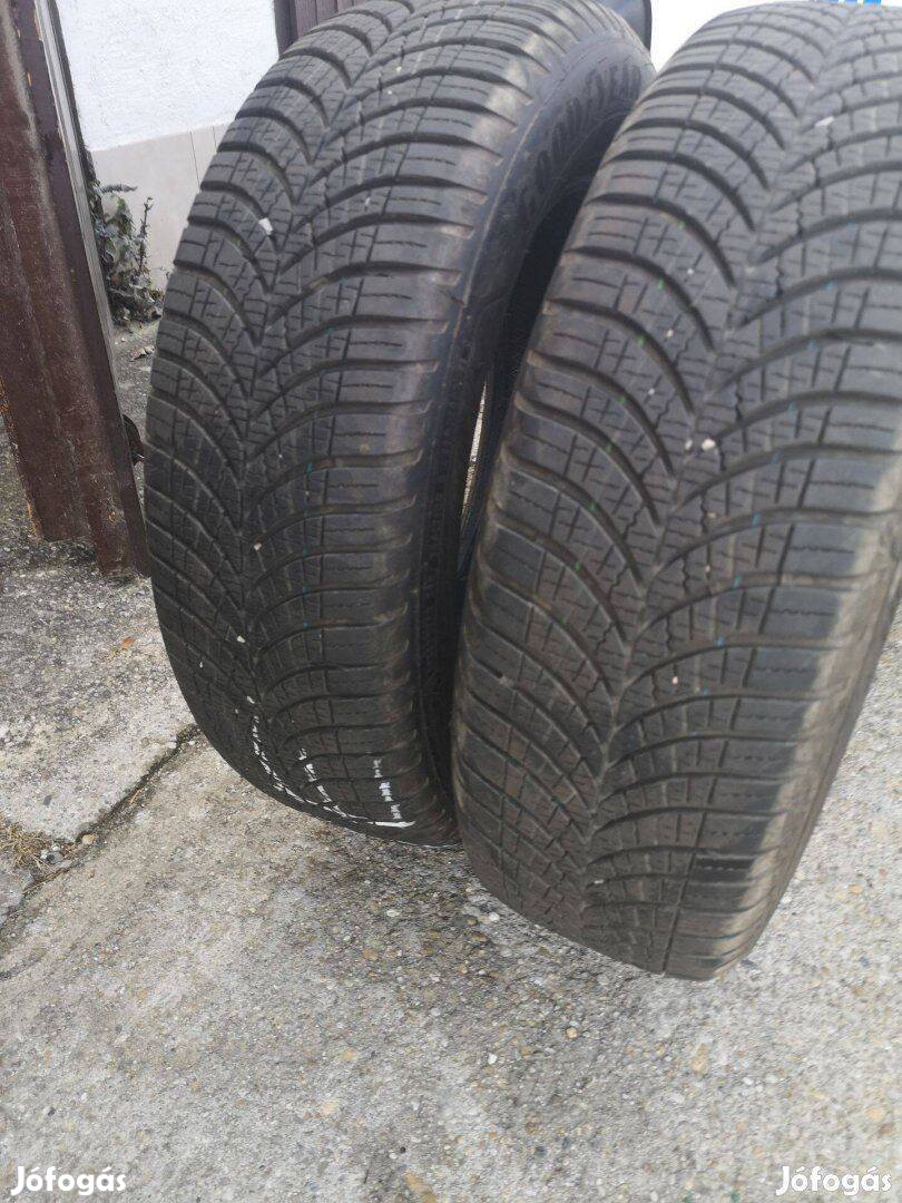 185/65R15 2db Goodyear Négyévszakos gumi