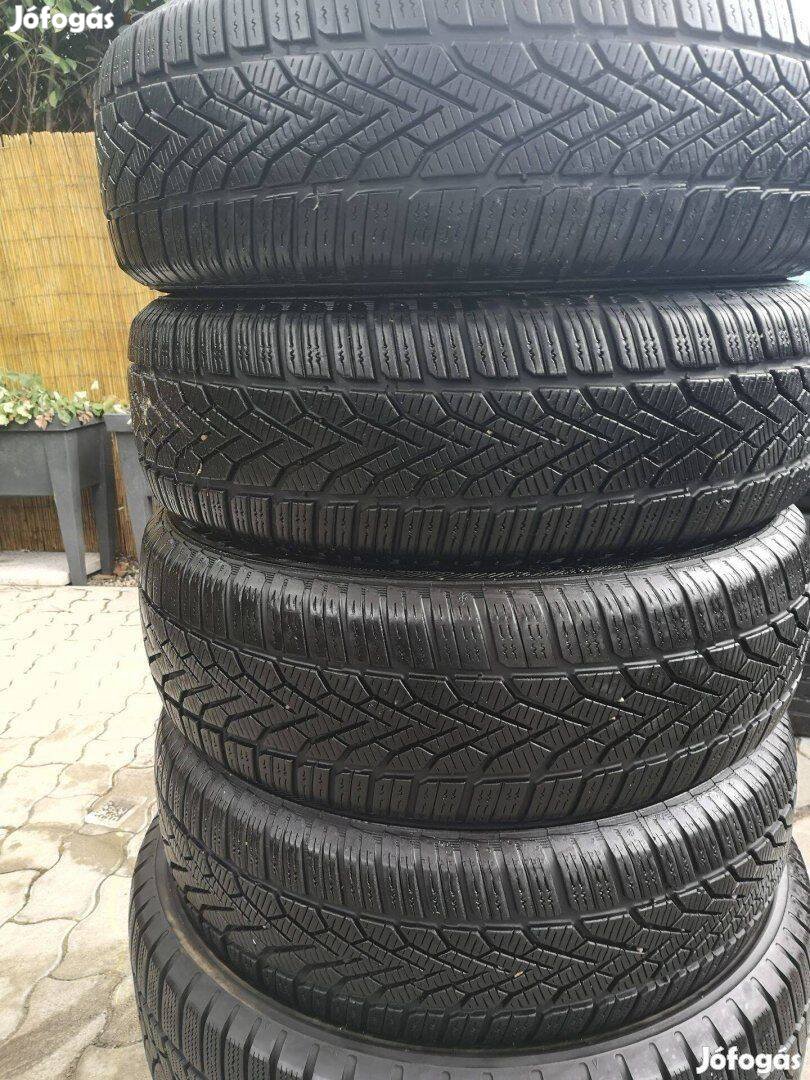 185/65R15 46e/4db Semperit téligumik