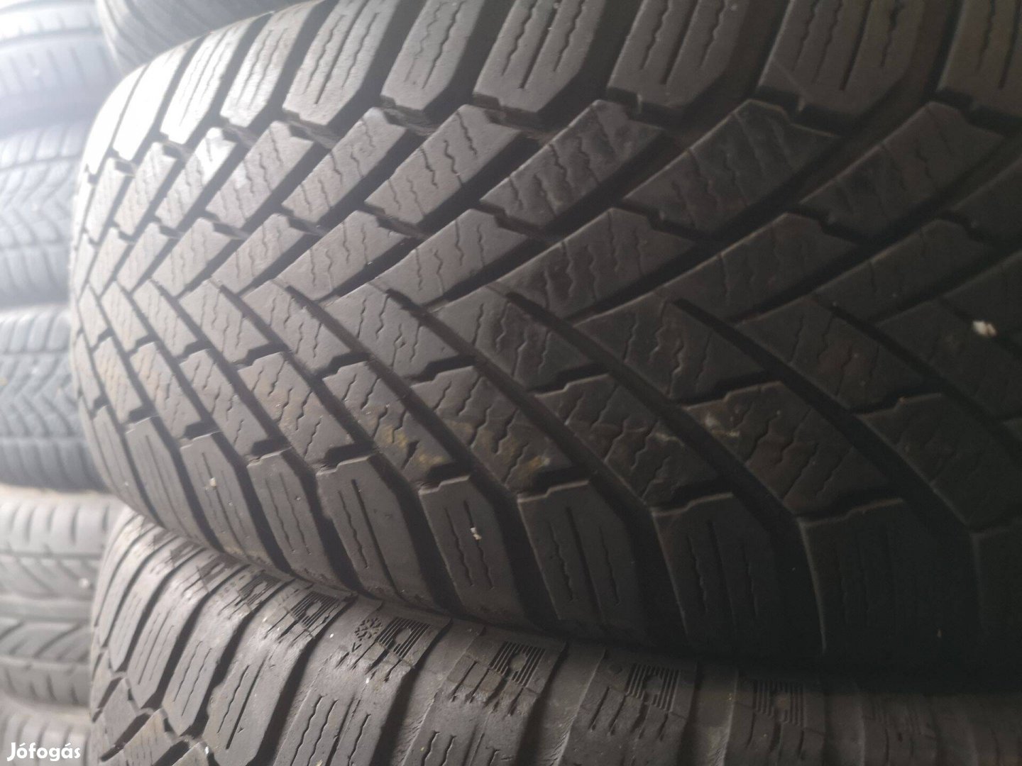 185/65R15 Continental téligumik