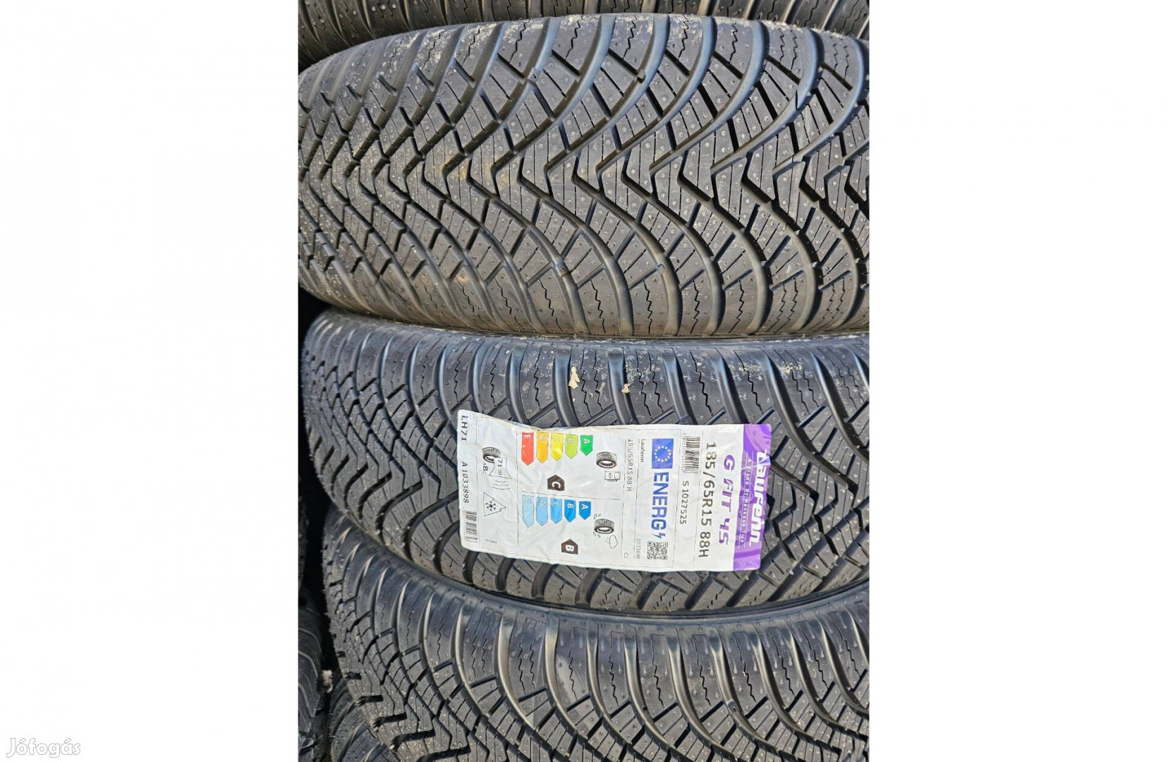 185/65R15 Laufen Új 4 Évszakos Gumi (Hankook termék) Akció!!!