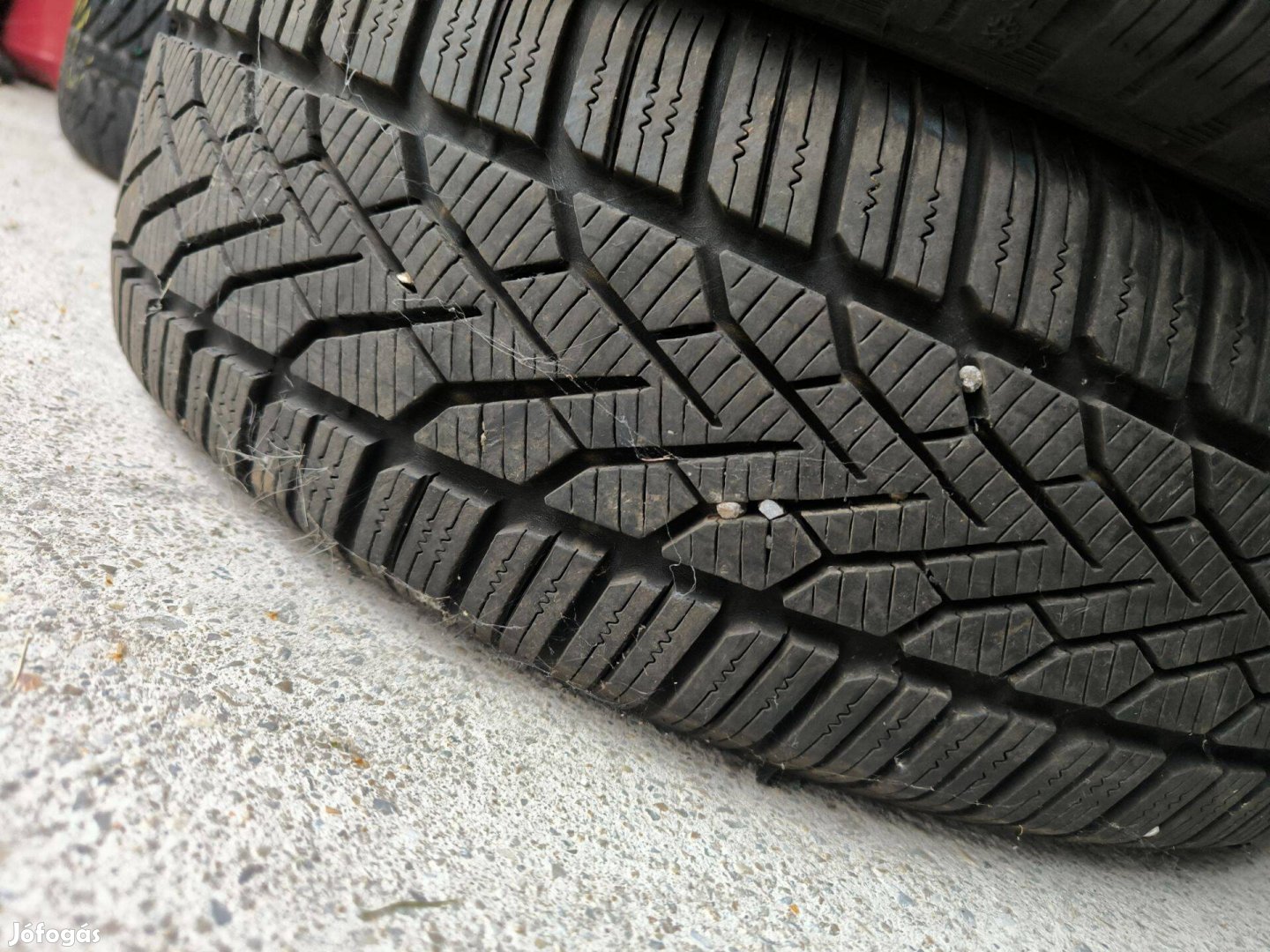 185/65R15 Semperit téligumi 90% 185/65