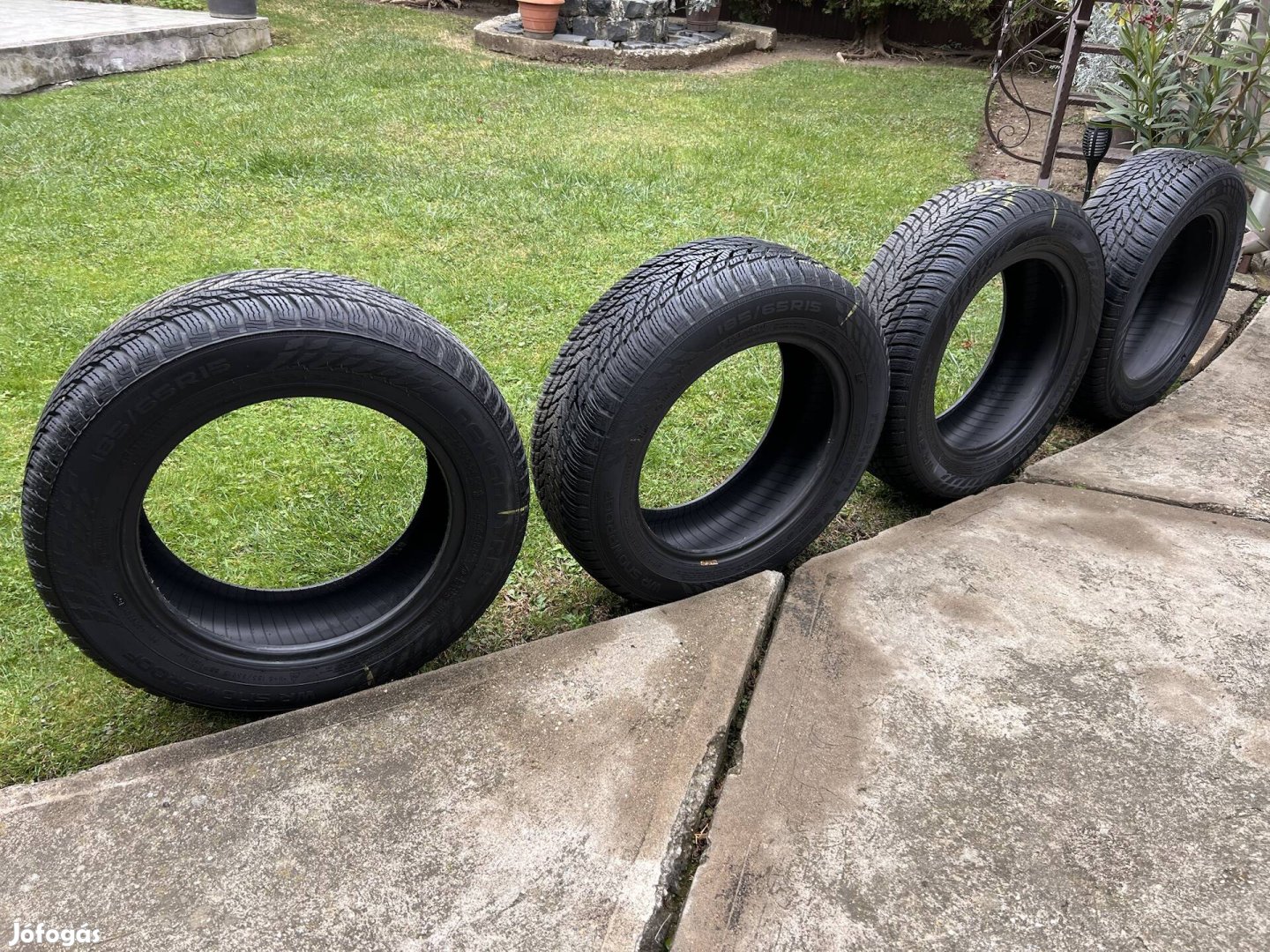 185/65/15 téli gumi garnitúra