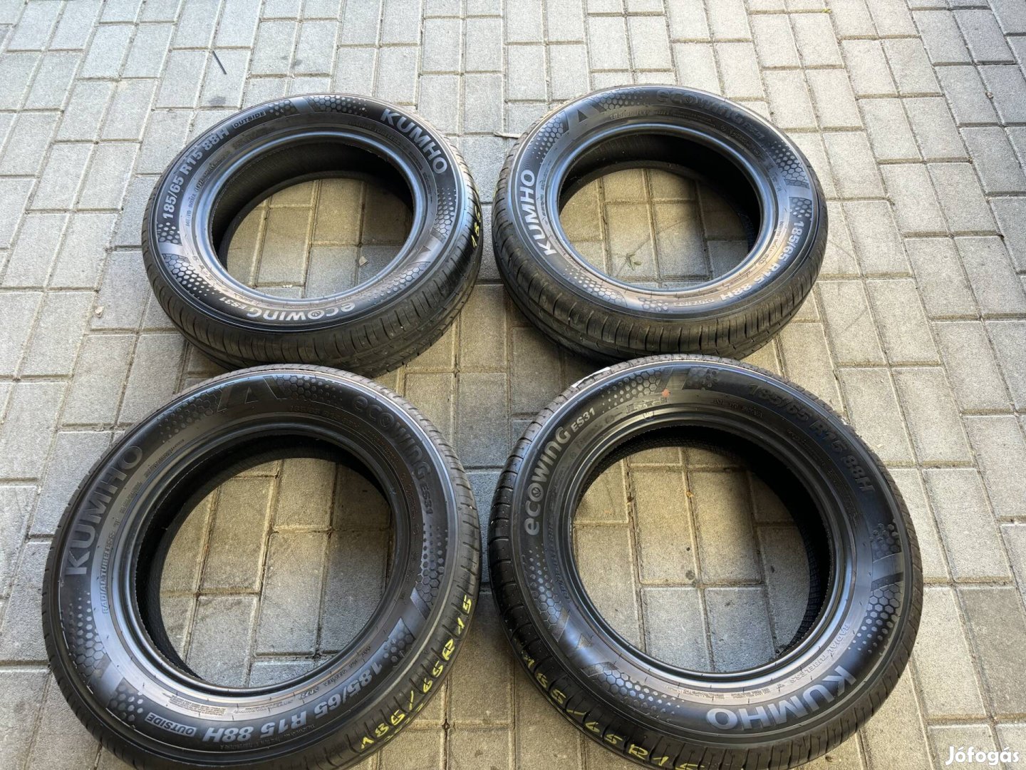 185/65 R15 Kumho nyárigumi Új