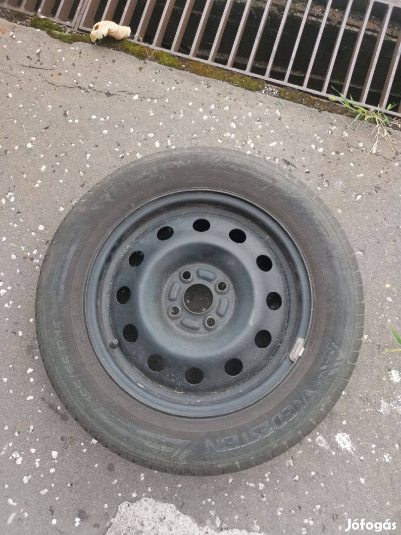 185/65 R15 felni gumival