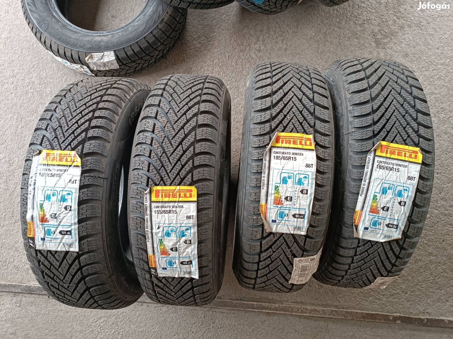 185/65 r15 88T Pirelli Cinturato Winter téli gumi garnitúra 