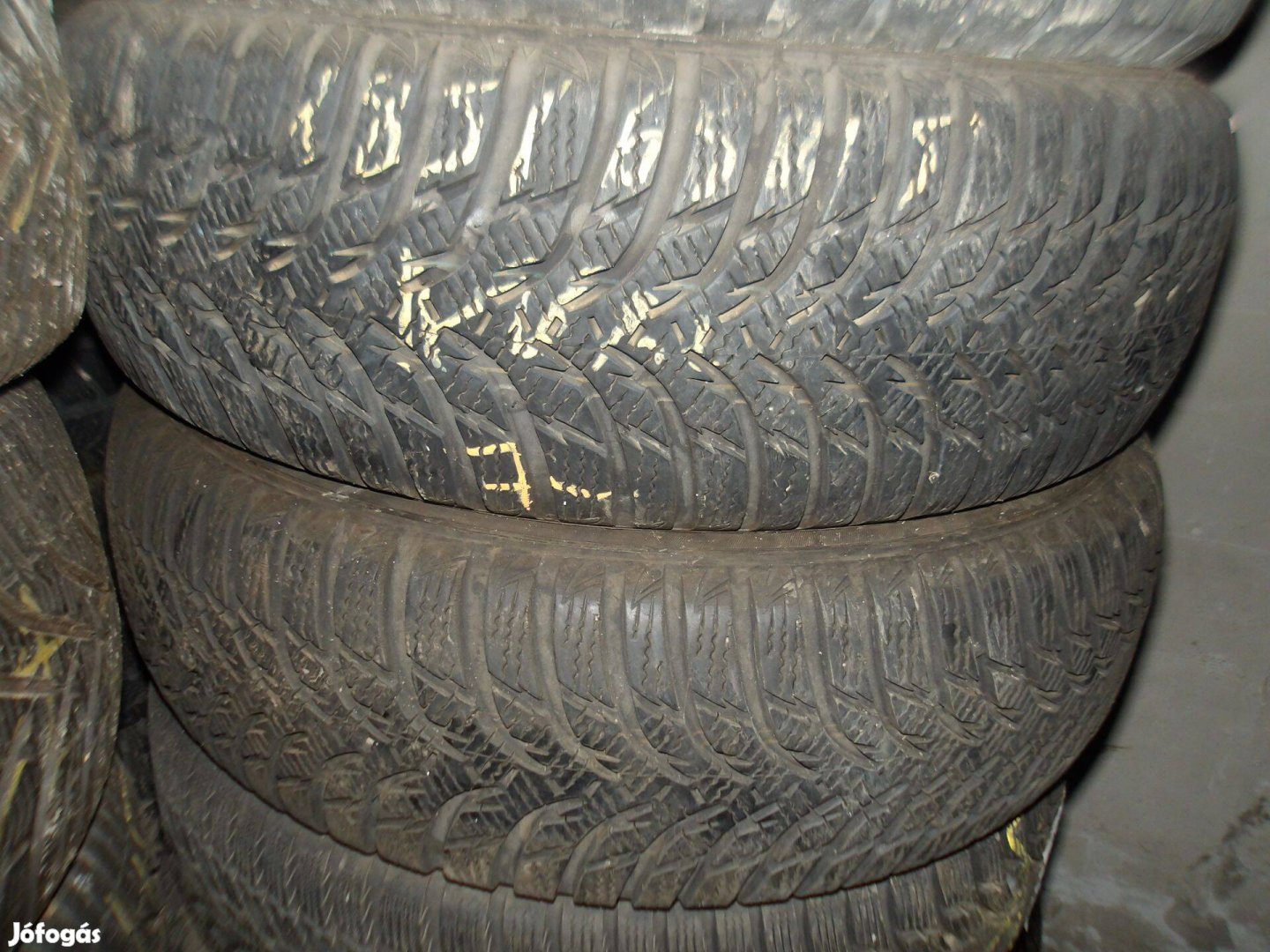 185/65r15 Kumho téli gumik ajándék szereléssel