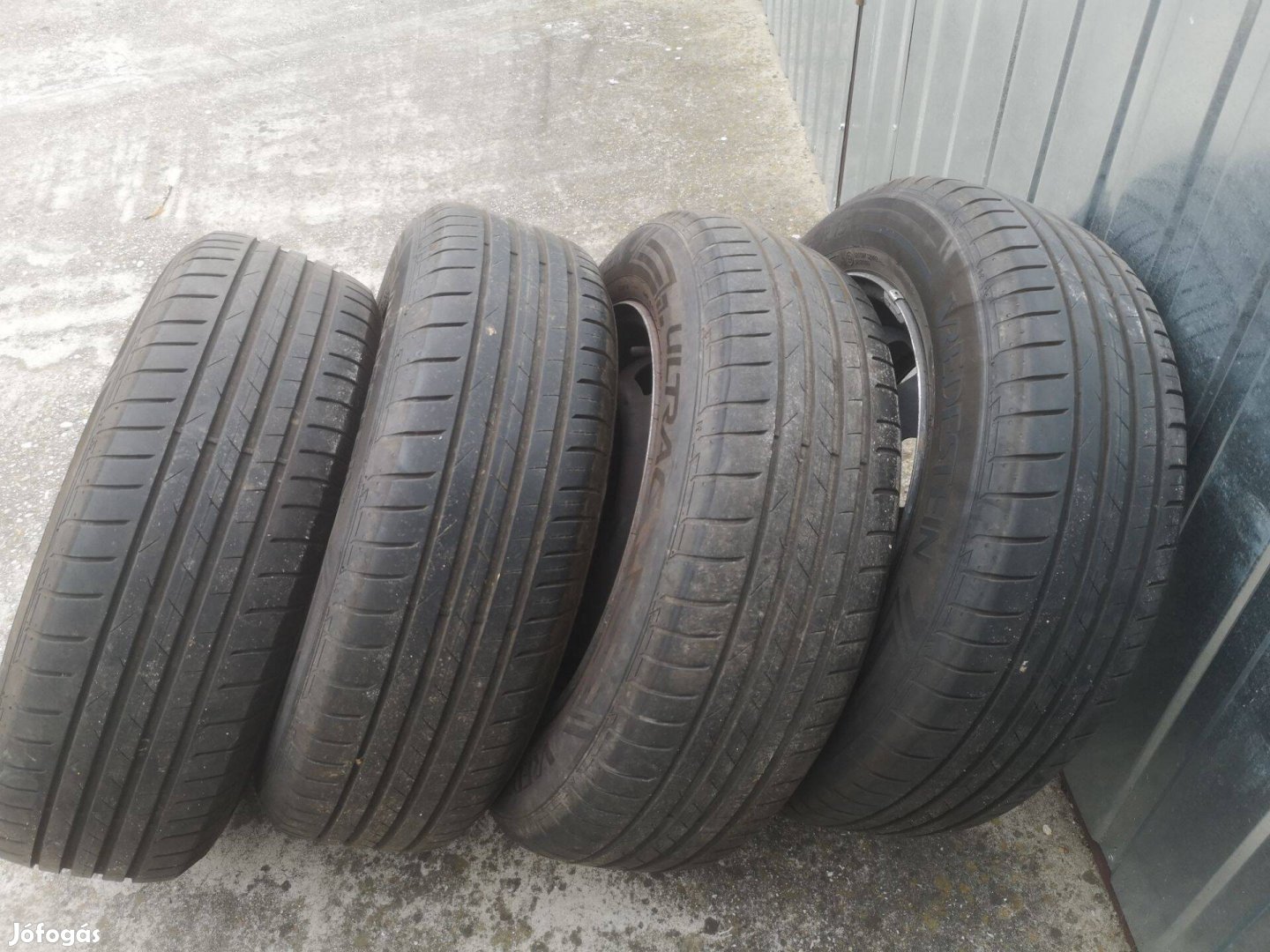 185/65r15 Vredestein(dot2022)Peugeot 207 felnin