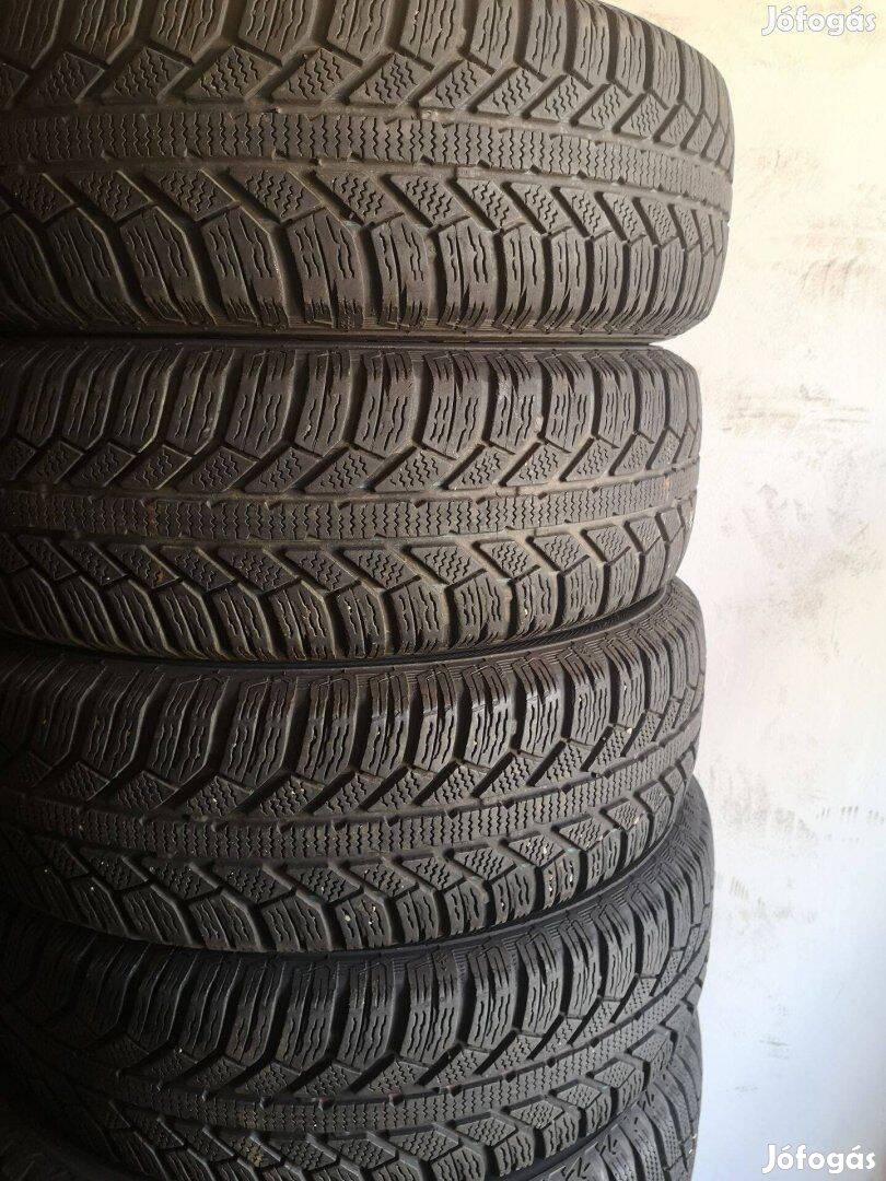 185/70R14 Semperit téligumik