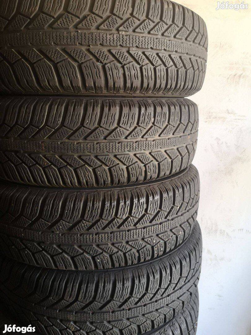 185/70R14 Semperit téligumik