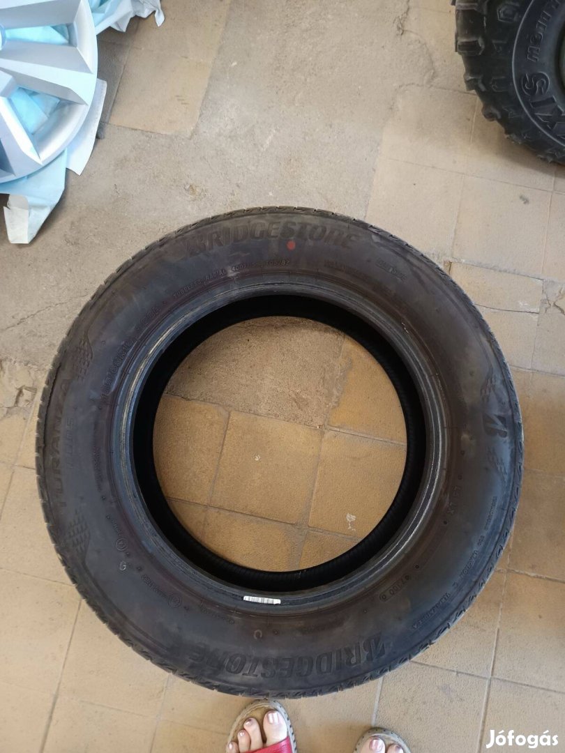 185 / 65 / R15 Bridgestone nyári gumi