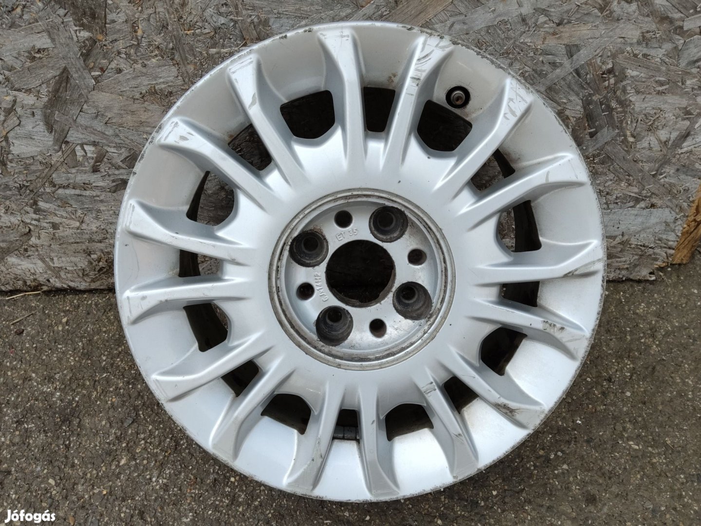 186790 Fiat Punto II.-III. 2003-2010 14"-os alufelni (1db) a képen