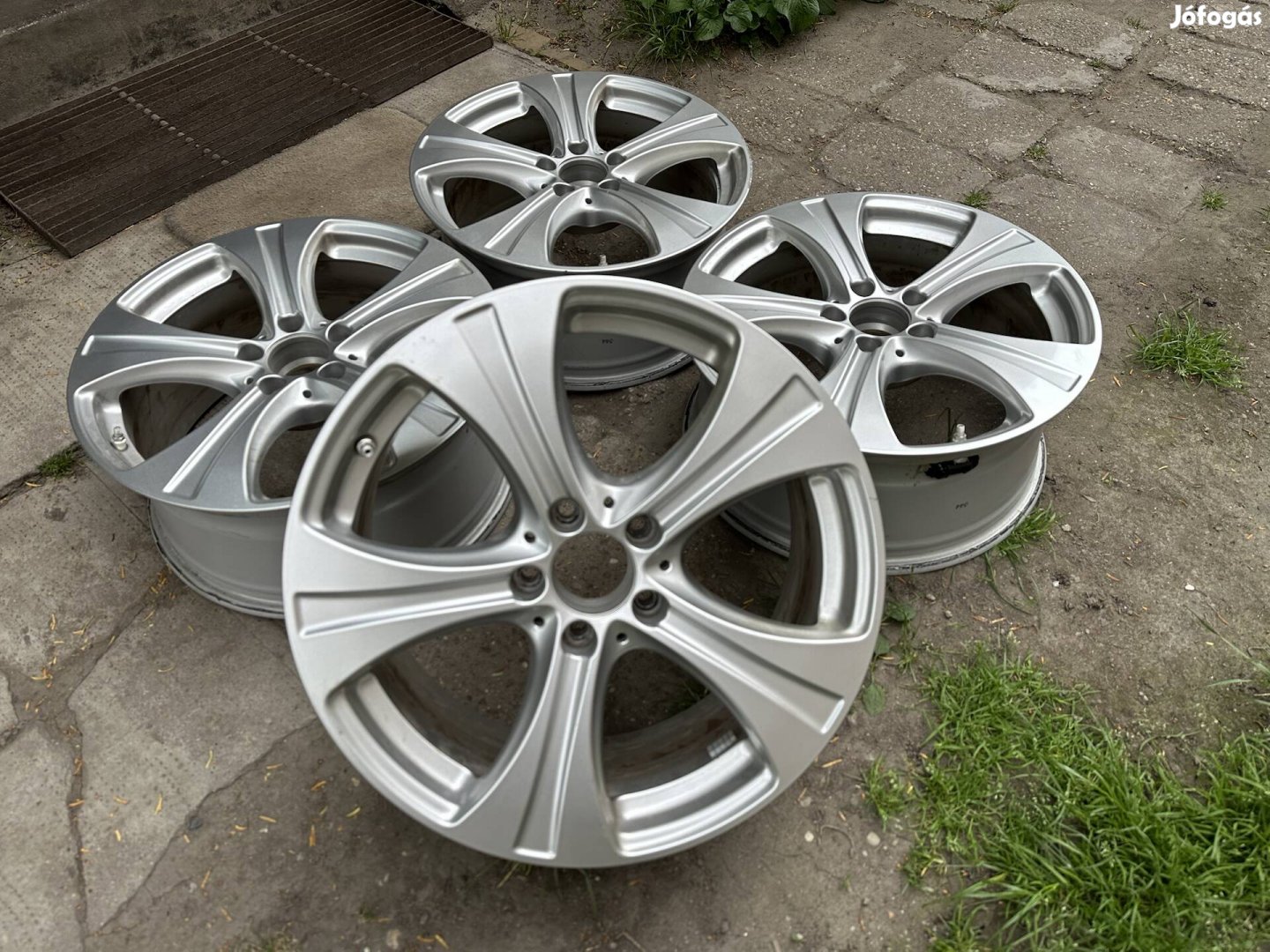 18 18" 5x112 Mercedes gyári alufelni felni tpms szenzor