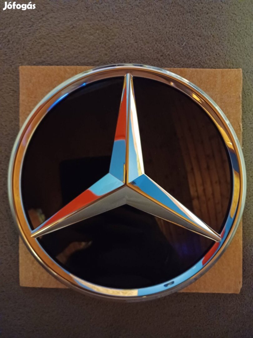 18,5cm új gyári Mercedes Benz embléma