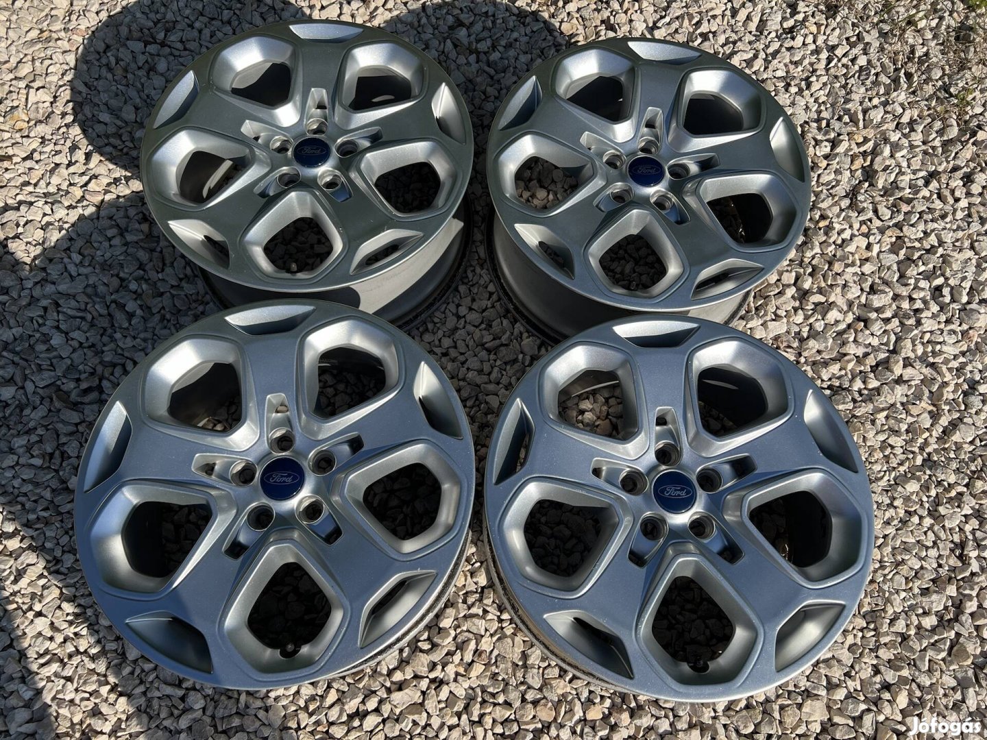 18" 5x108 gyári Ford alufelni!