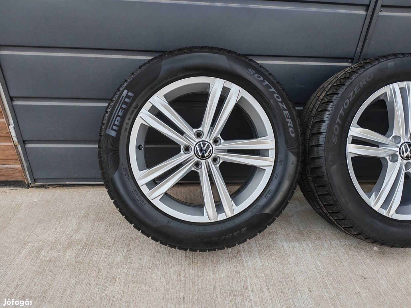 18" 5x112 VW "Sebring" Tiguan alufelni szett téligumikkal!