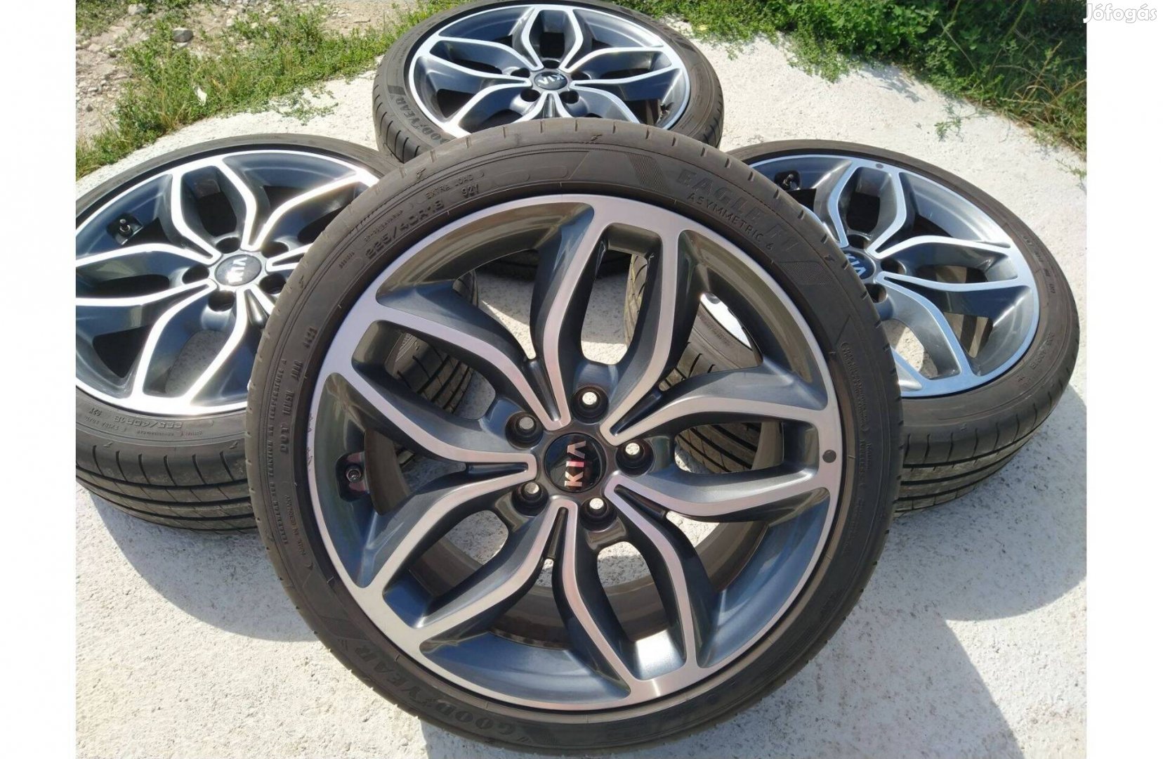 18" gyári Kia Proceed, Ceed GT Tpms szelep 5x114,3 nyári Goodyear