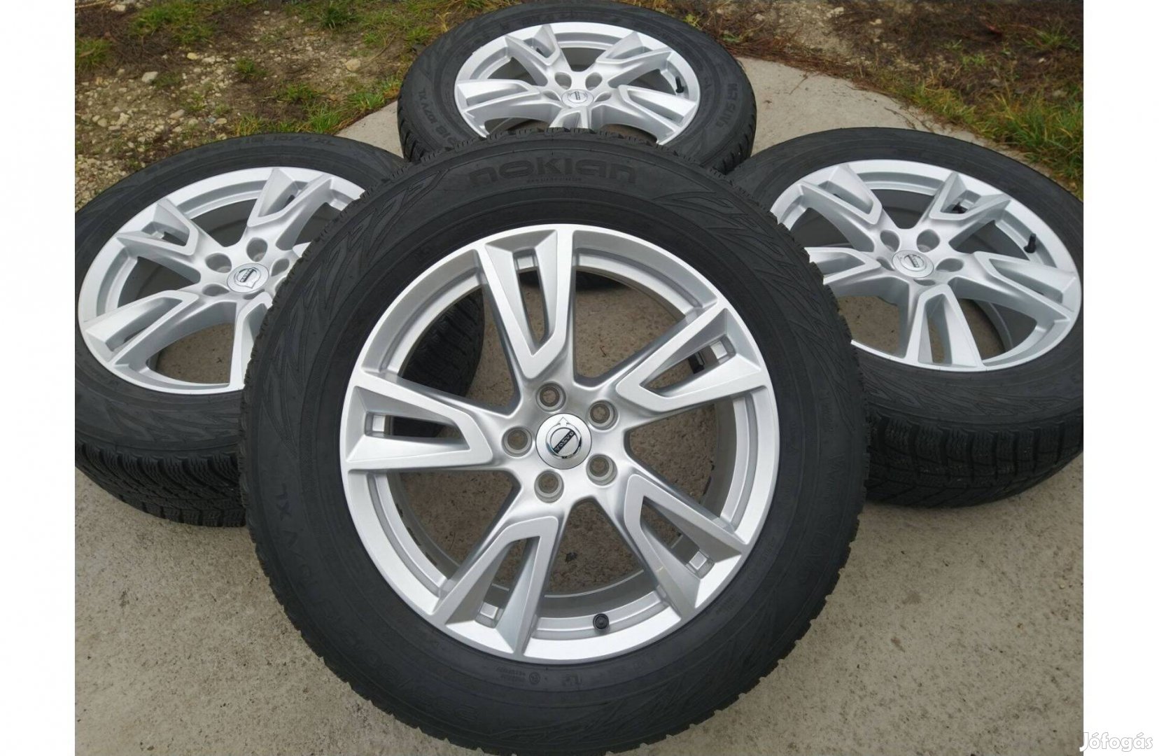 18" gyári Volvo XC60 alufelni 5x108 Téli Nokian