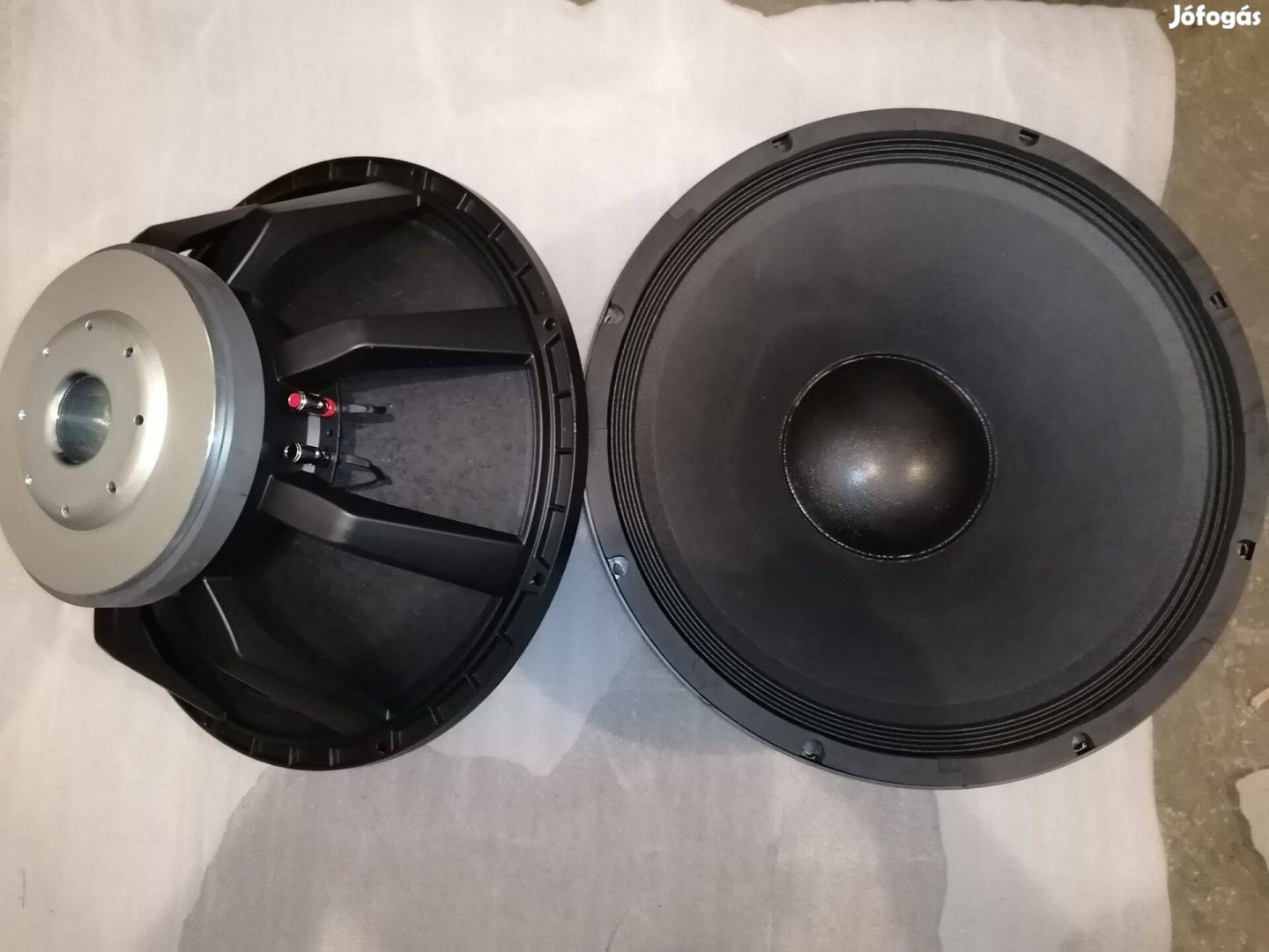 18" hangszóró pár 600W rms 8 ohm,