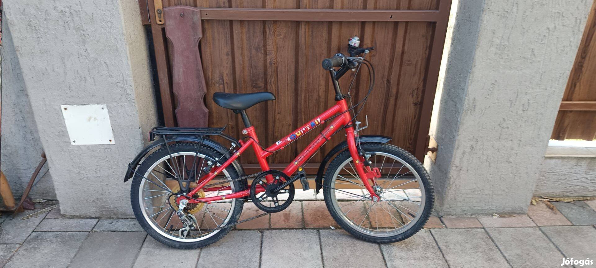 18-as 5 sebességes gyerek kerékpár eladó!