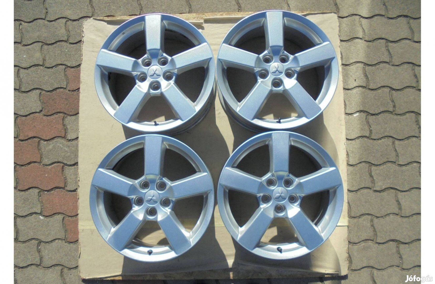 18-as 5 x 114.3-as gyári Mitsubishi alufelni eladó