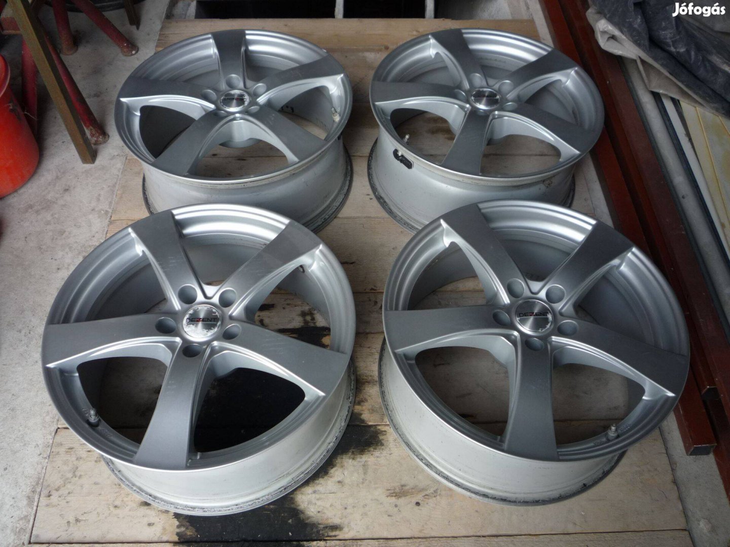 18-as Dezent 5X112 alufelni garnitúra pl.: BMW G30-ra eladó!