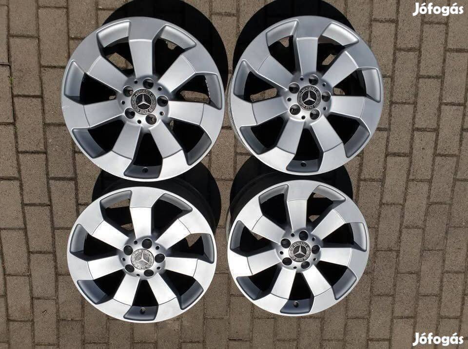18 col Mercedes-Benz gyári alufelnik, ár alatt: