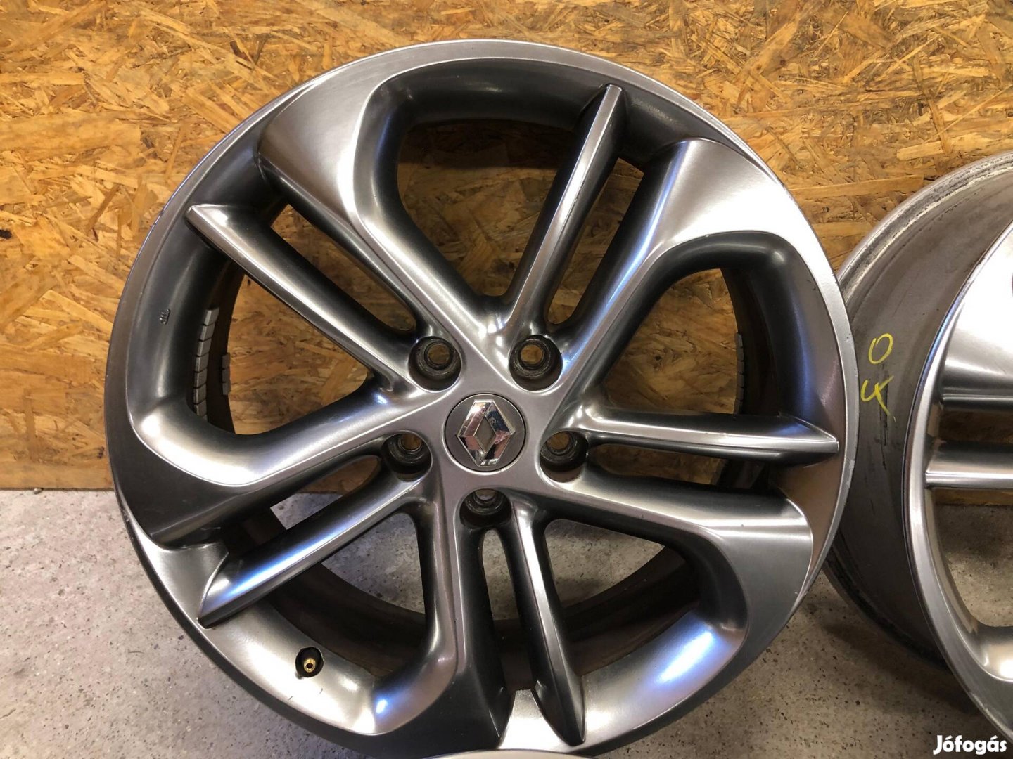 18 col Renault alufelni gyári 18 colos