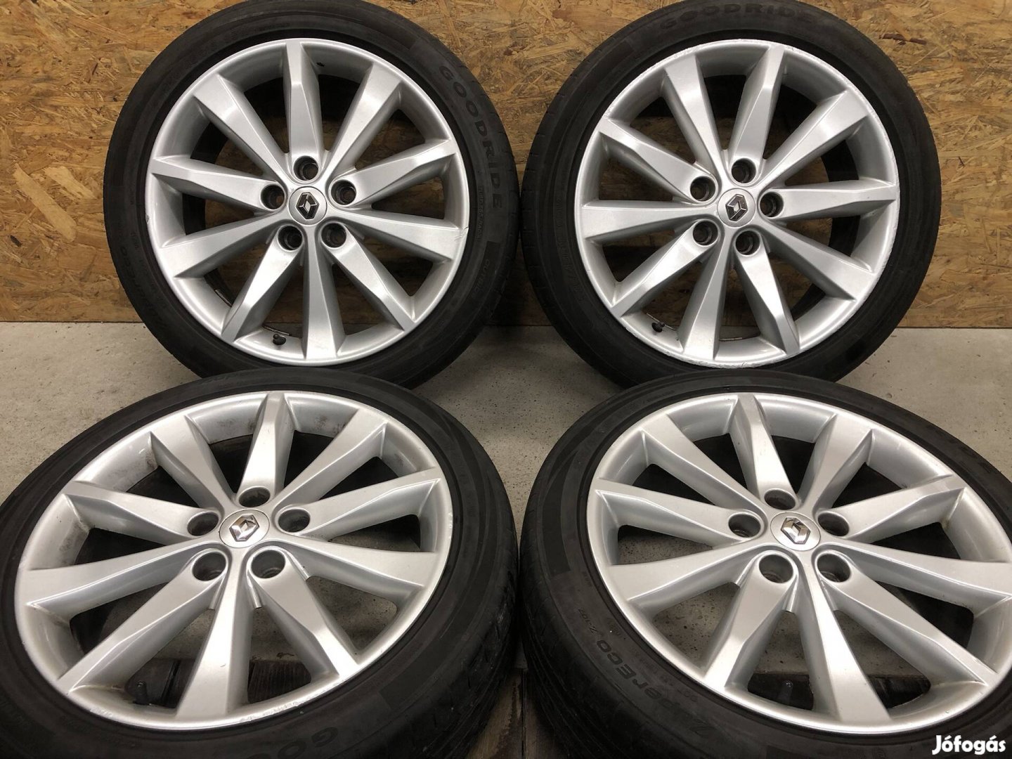 18 col gyári Renault alufelni 18 colos 5x114,3