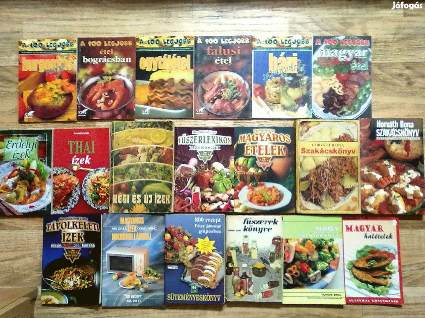 18 darab szakácskönyv egy könyvcsomagban csak 12 000 Ft