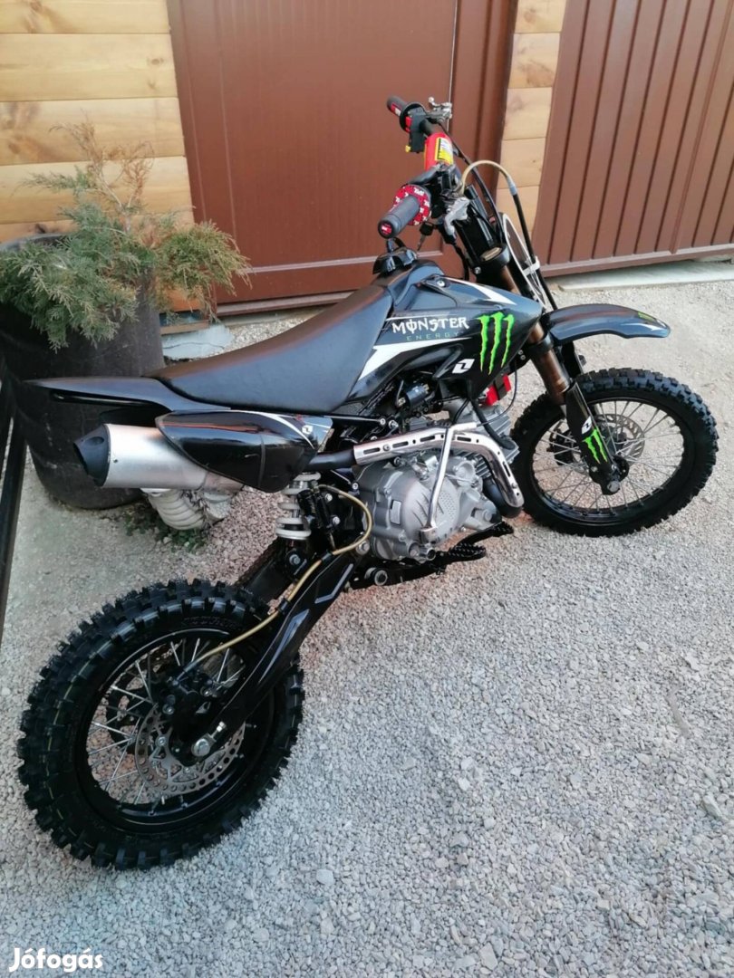 190cm3-es,5 sebességes dirtbike eladó 