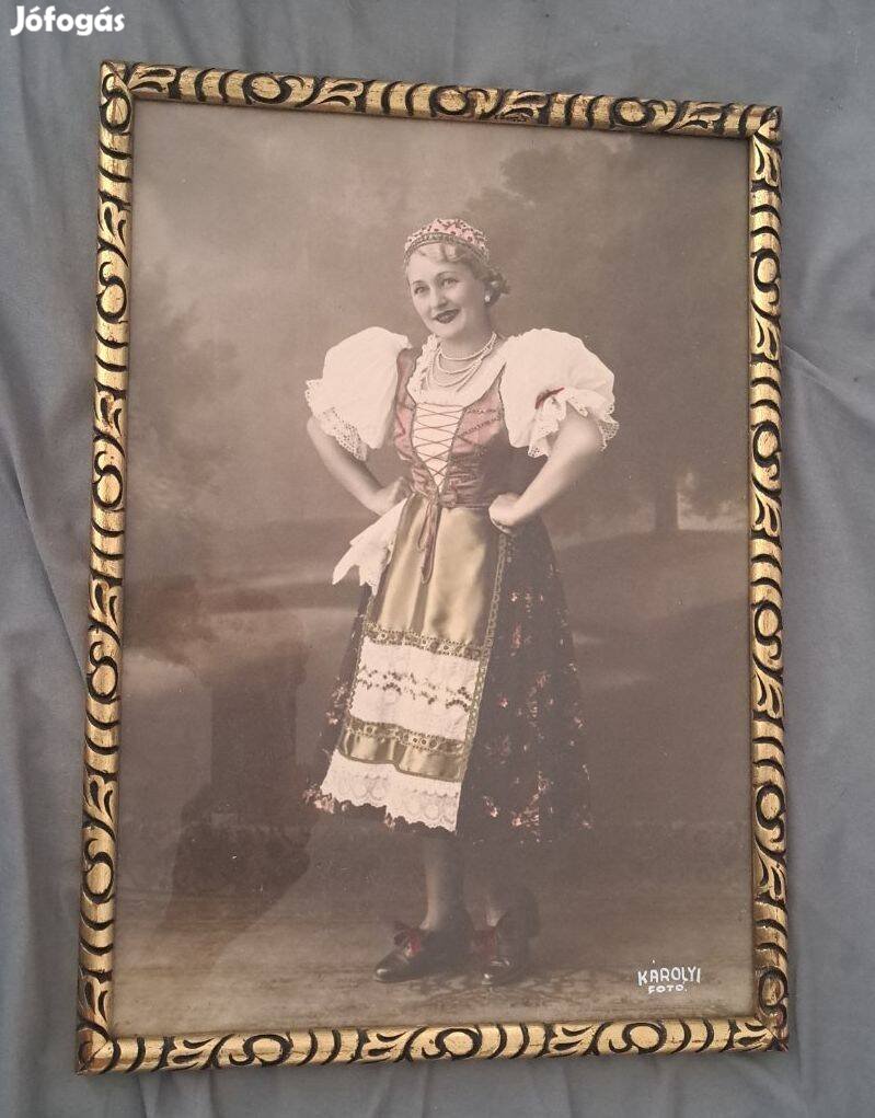 1930-40 körül. Magyar folklór, népviselet - lány 45x32 cm