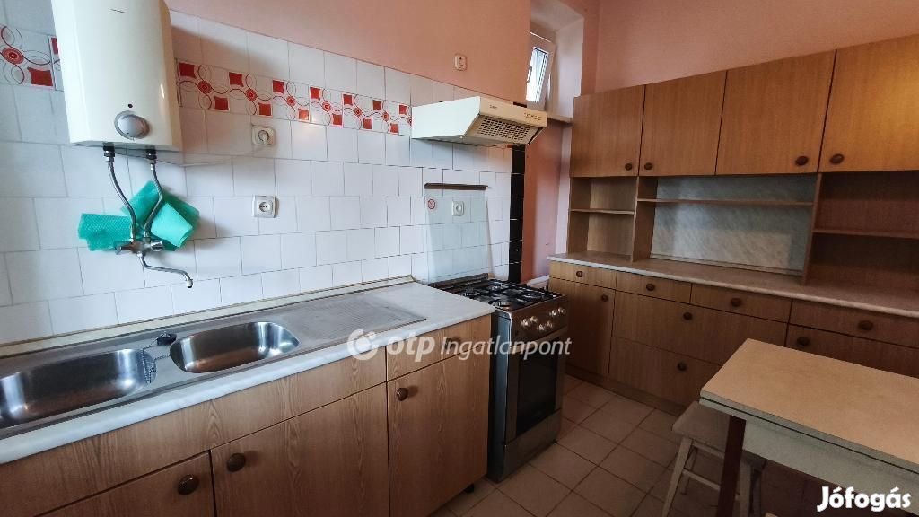 194 nm-es ház eladó Délegyháza