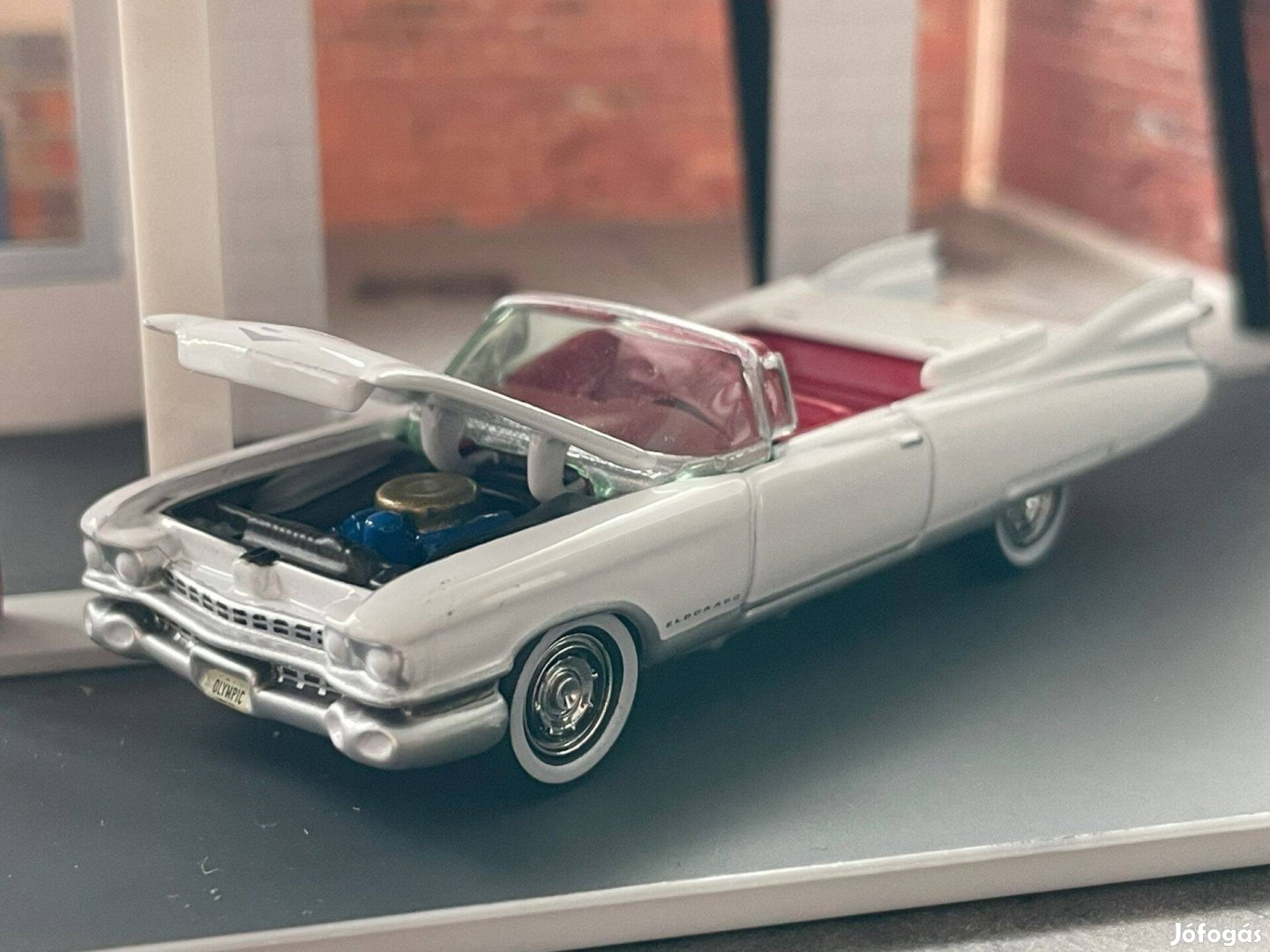 1959 Cadillac Eldorado modellautó - Johnny Lightning 1:64 méret