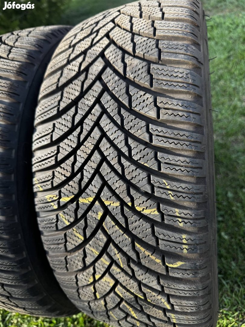 195/45R16 Firestone WH4