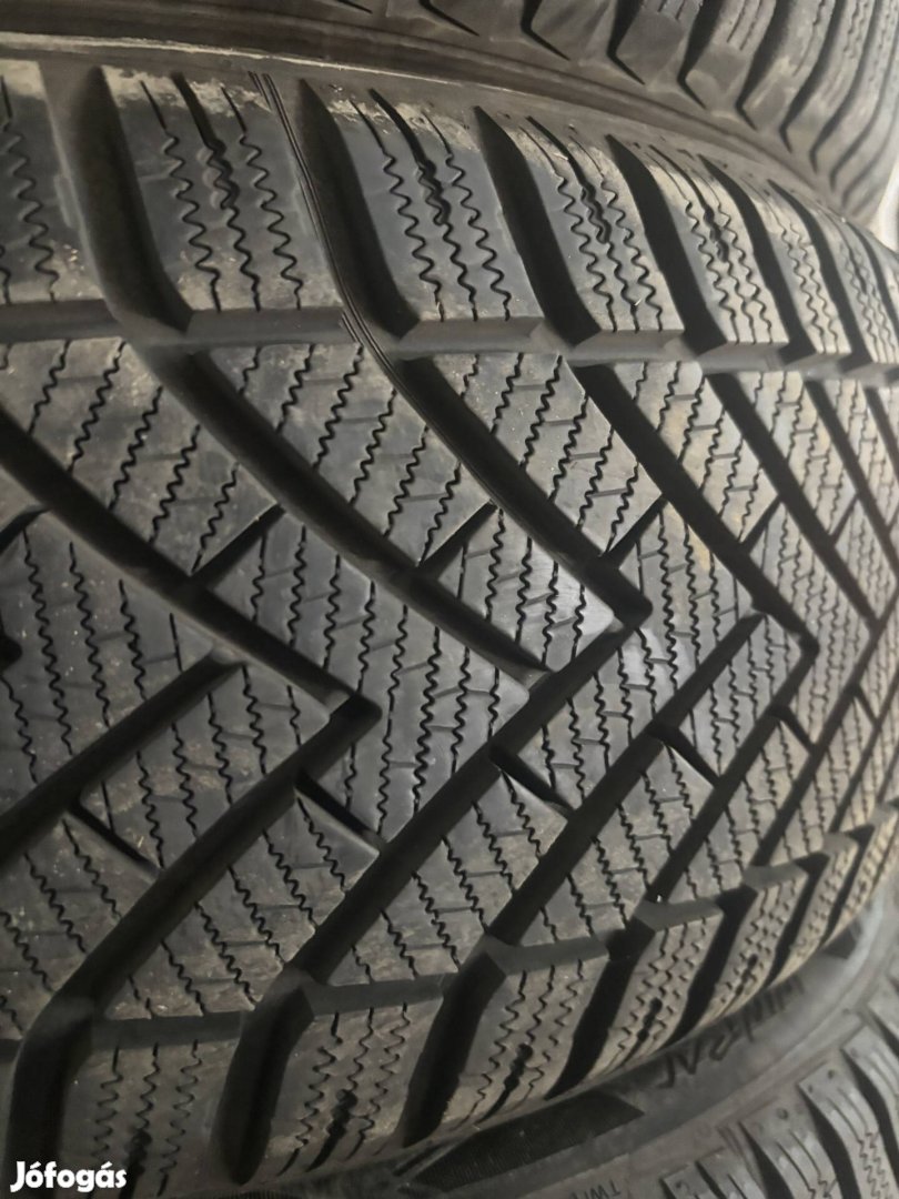 195/45R16 vredestein 2022 90%