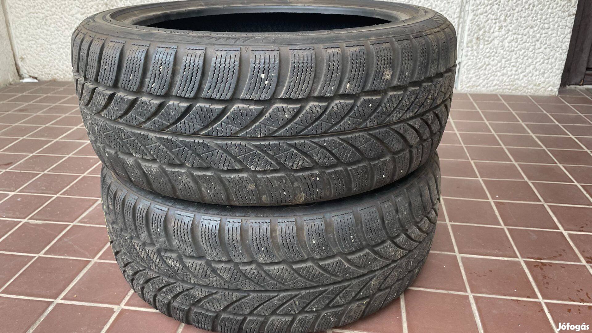 195/45 R16 Maxxis Arctictrekker téli gumi, 2 db