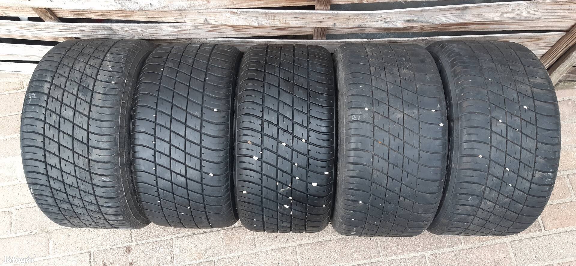 195/50R10 Maxis