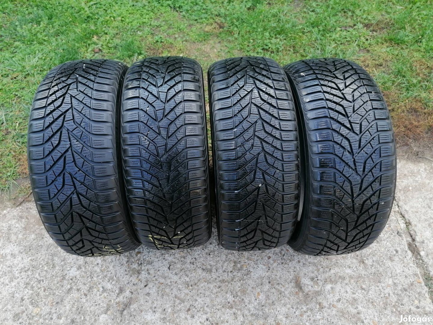 195/50 R15-ös Téligumi 