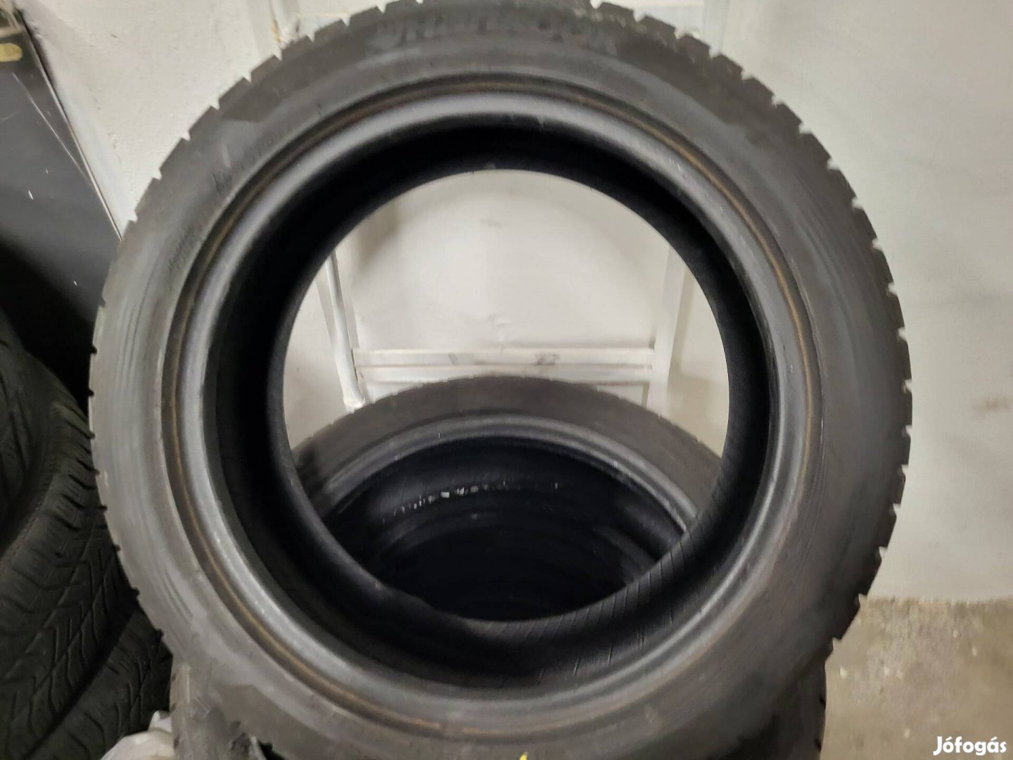 195/50 R16 téligumi