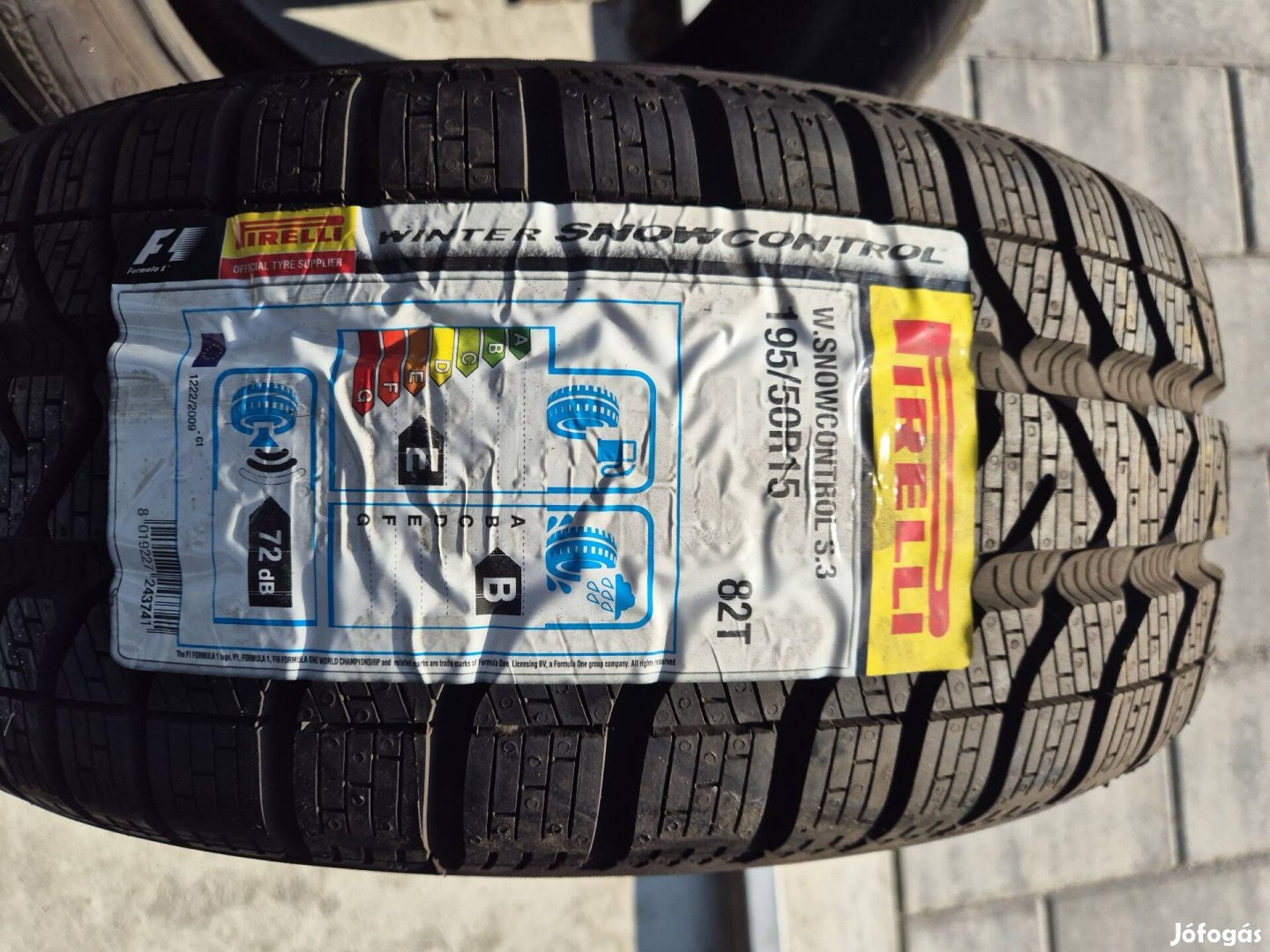 195/50r15 Pirelli új téli gumi 1db!