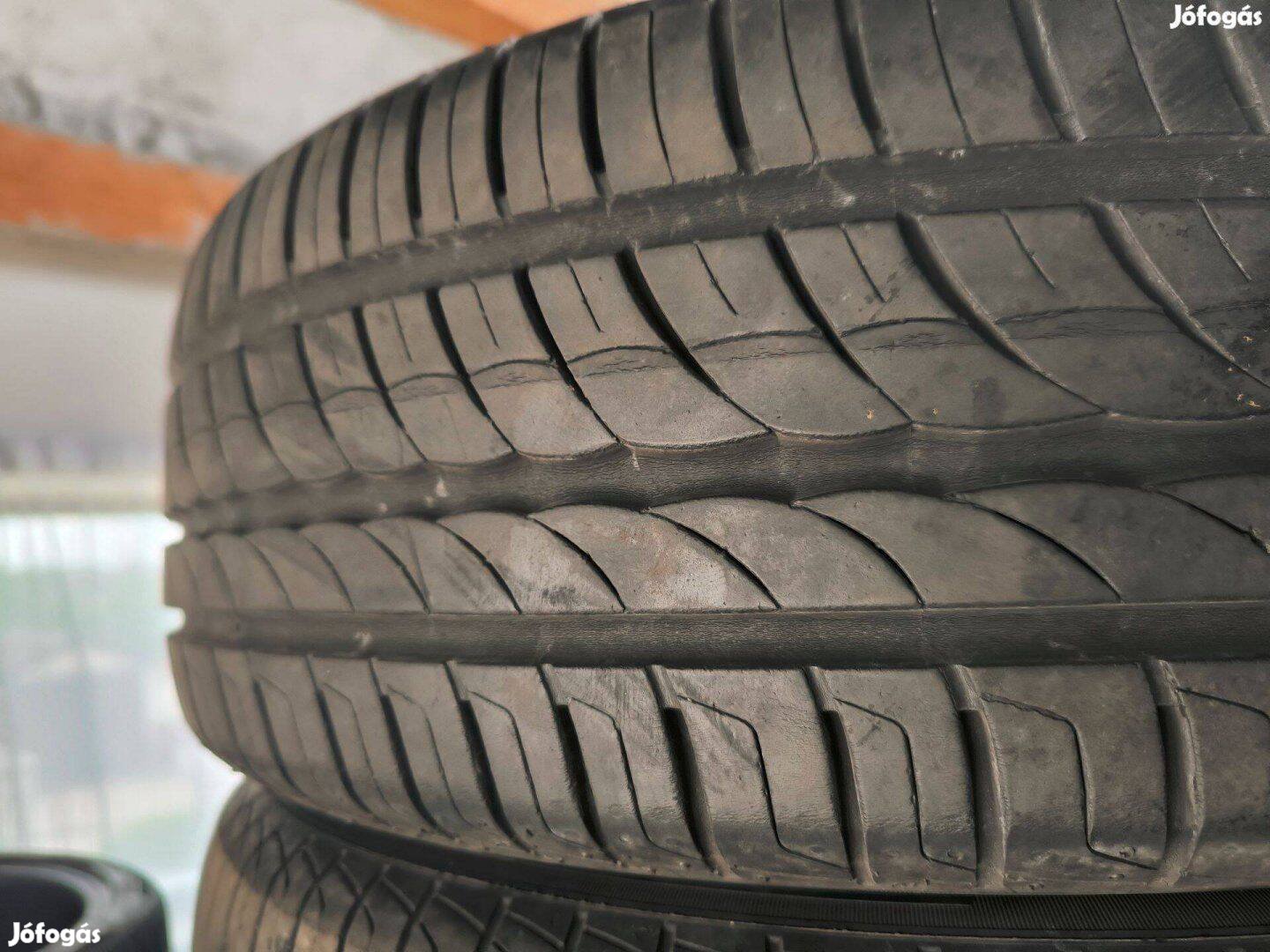 195/55R15 45e/4db Leárazva Pirelli nyári