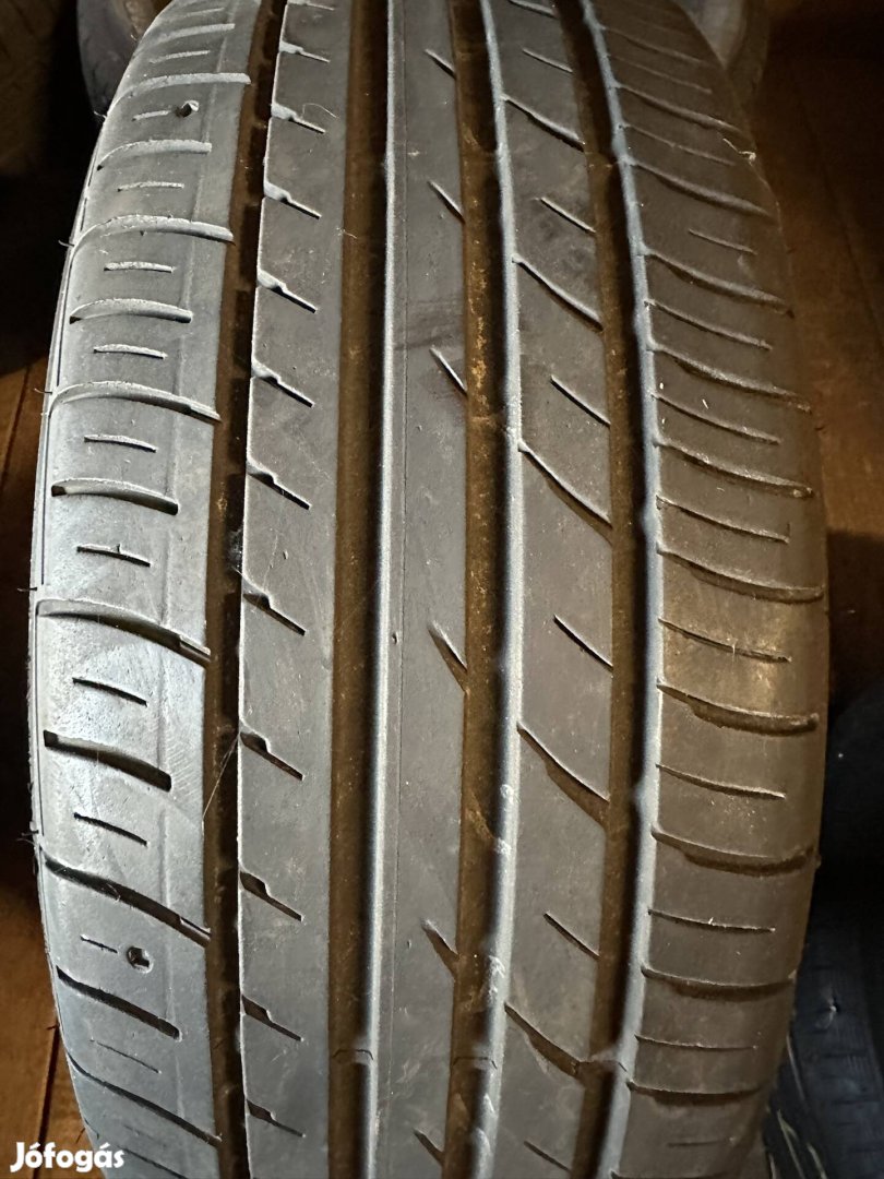 195/55R15 Falken