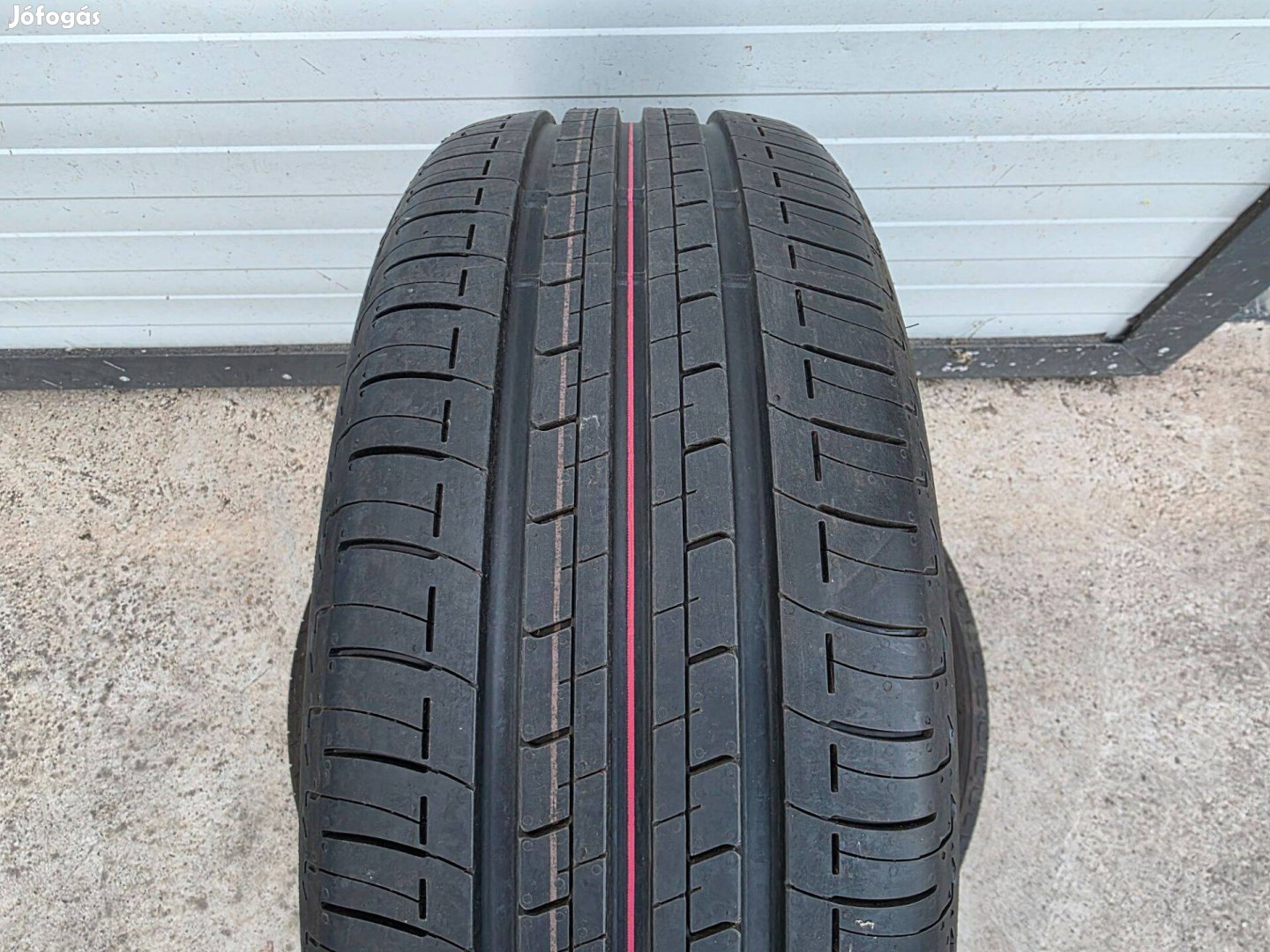 195/55R16 Bridgestone 2db gumi új állapotban eladó!