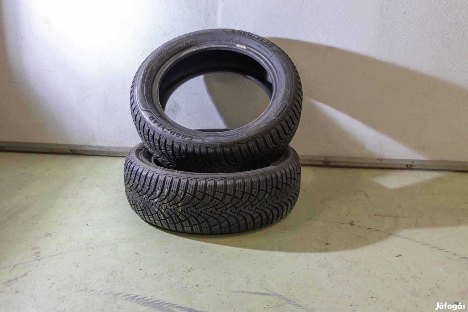 195/55R16 -dot4619 - tél