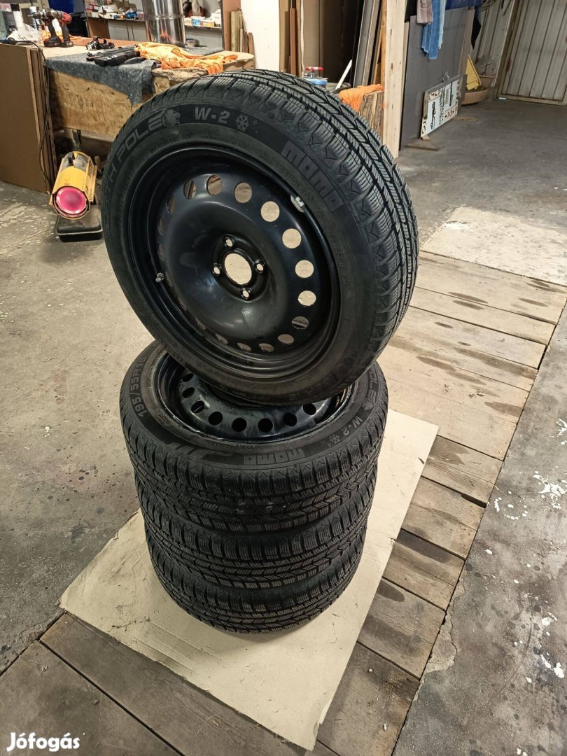 195/55R16 téli gumi szett acél felnikkel