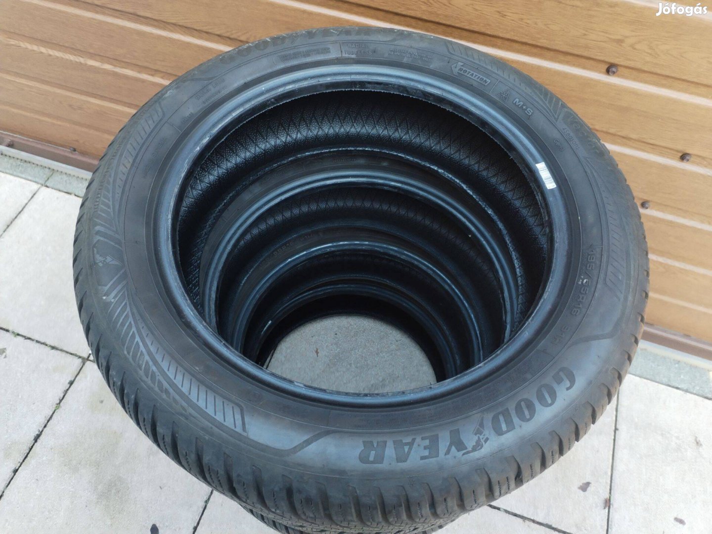 195 55 16 goodyear 4évszakos gumi garnitura újszerű