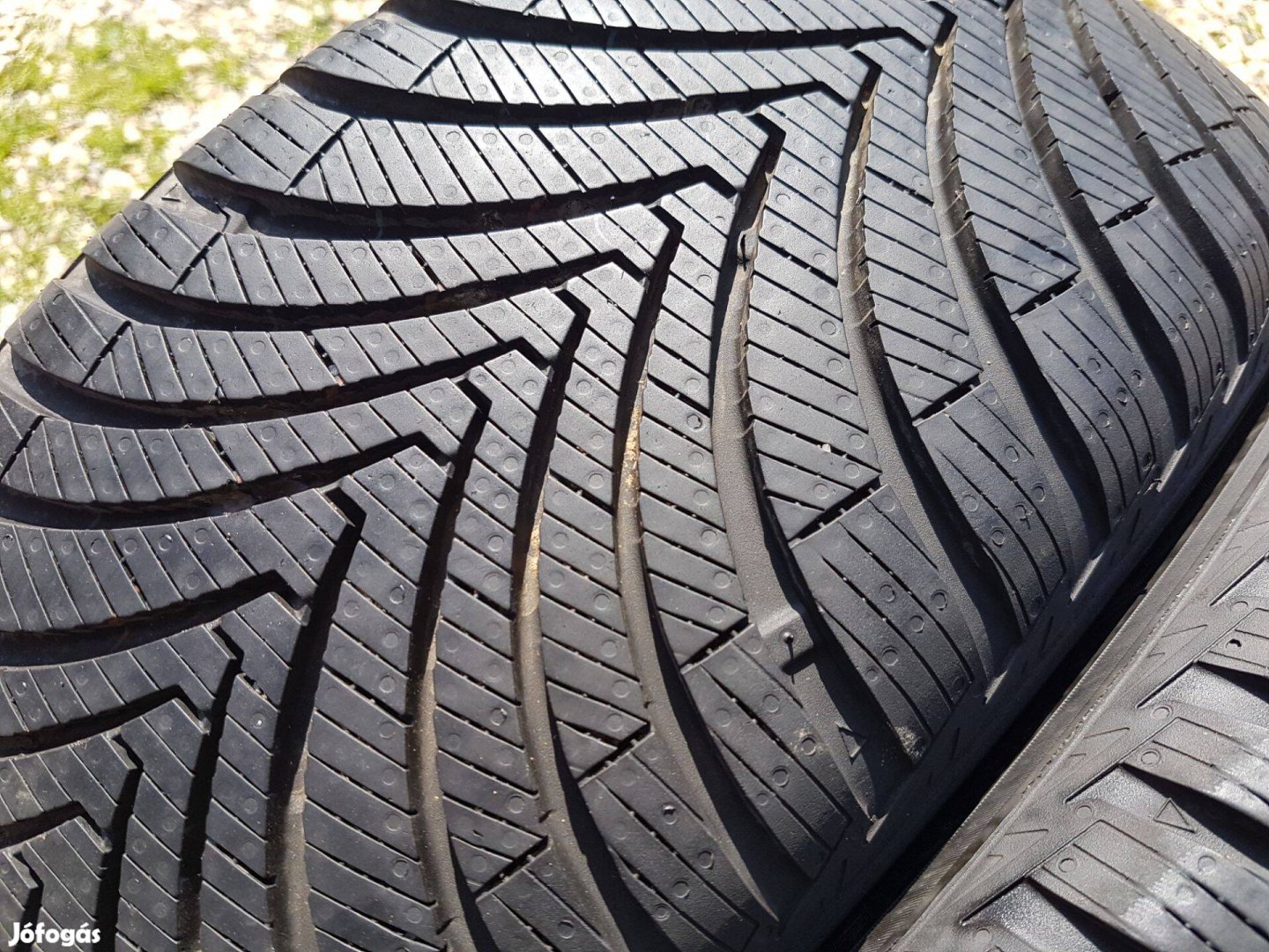 195/55 R16 négyévszak gumi 2db Kumho DOT2022 újszerű