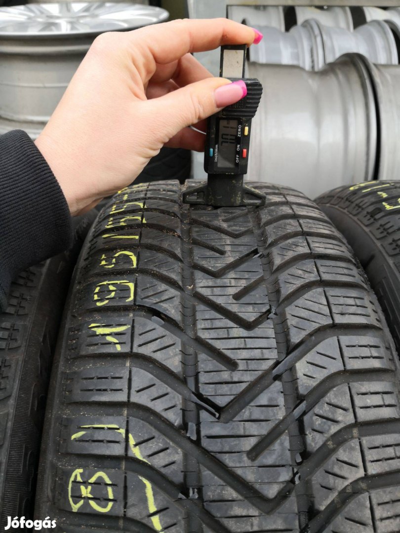 195/55 R17 Pirelli téli gumi 70000ft a 4db/228/